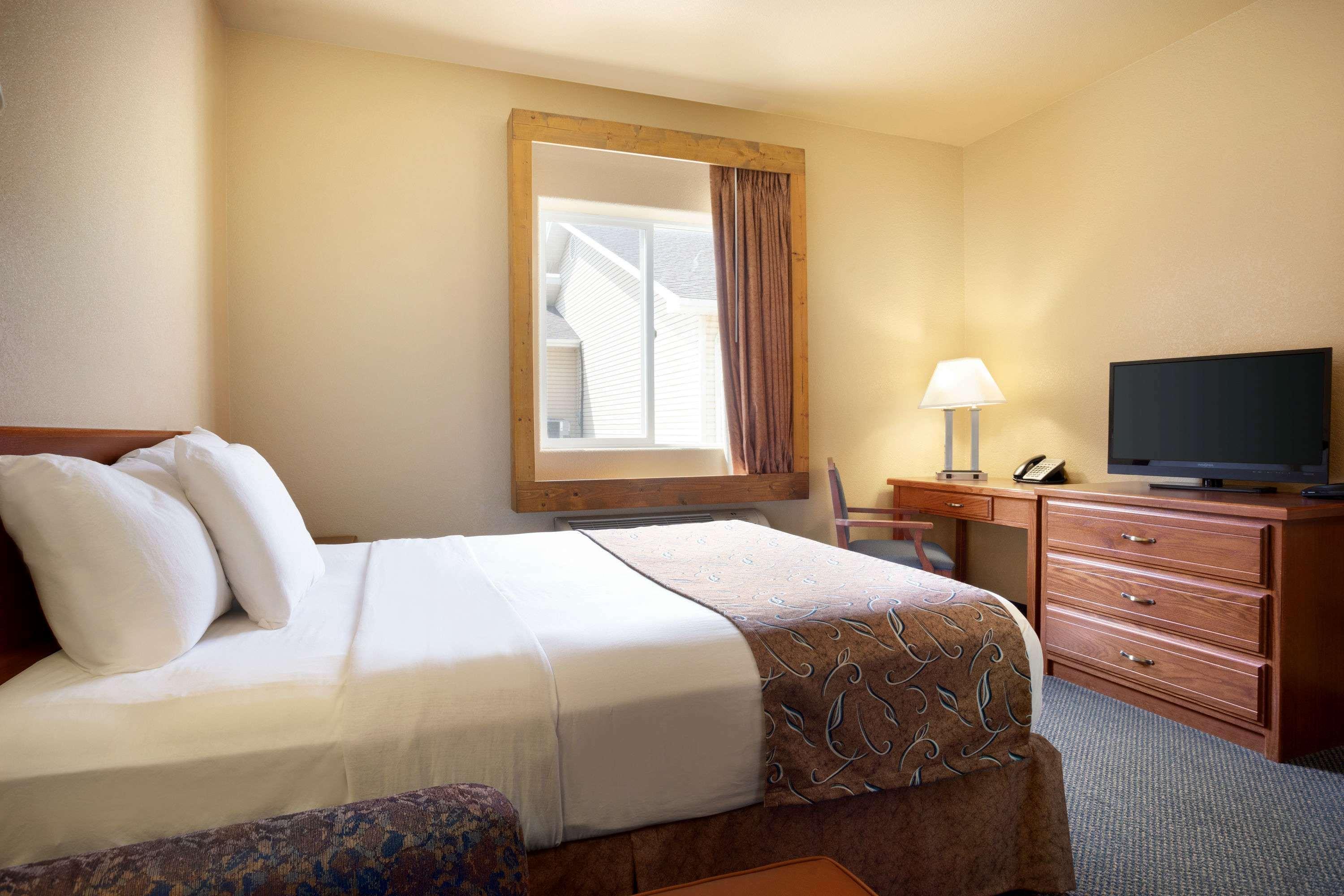 ทราเวลลอดจ์ บาย วินด์แฮม ยิลเลตต์ Hotel ภายนอก รูปภาพ